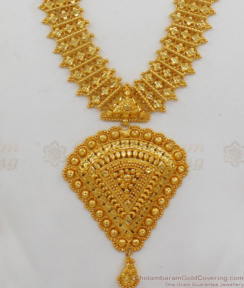 Forming Gold Haram Design with Earrings Kerala Bridal Collection HR1767