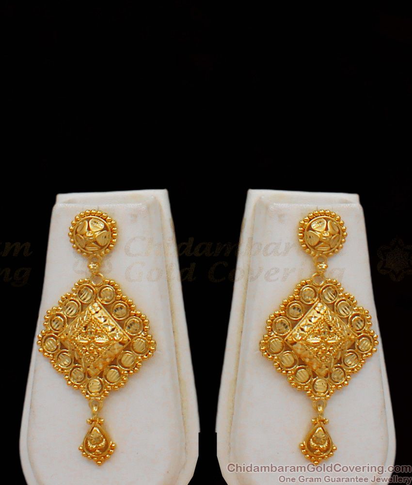 Forming Gold Haram Design with Earrings Kerala Bridal Collection HR1767