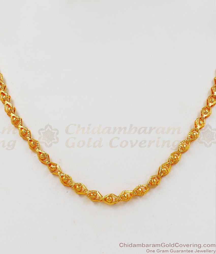 Sleek And Stunning Design Gold Plated Short Chains CHNS1079