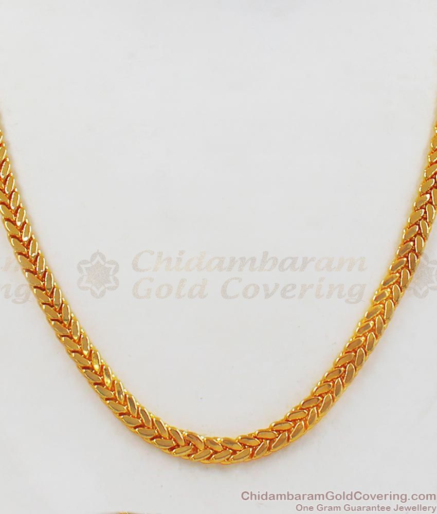 Realistic Thick Gold Plated Mens Short Chain For Daily Wear CHNS1084