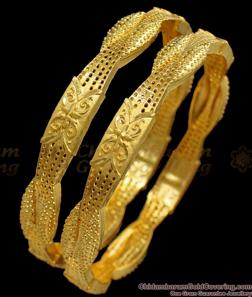 BR1544-2.4 New Arrival Forming Gold Bangles For Daily Wear