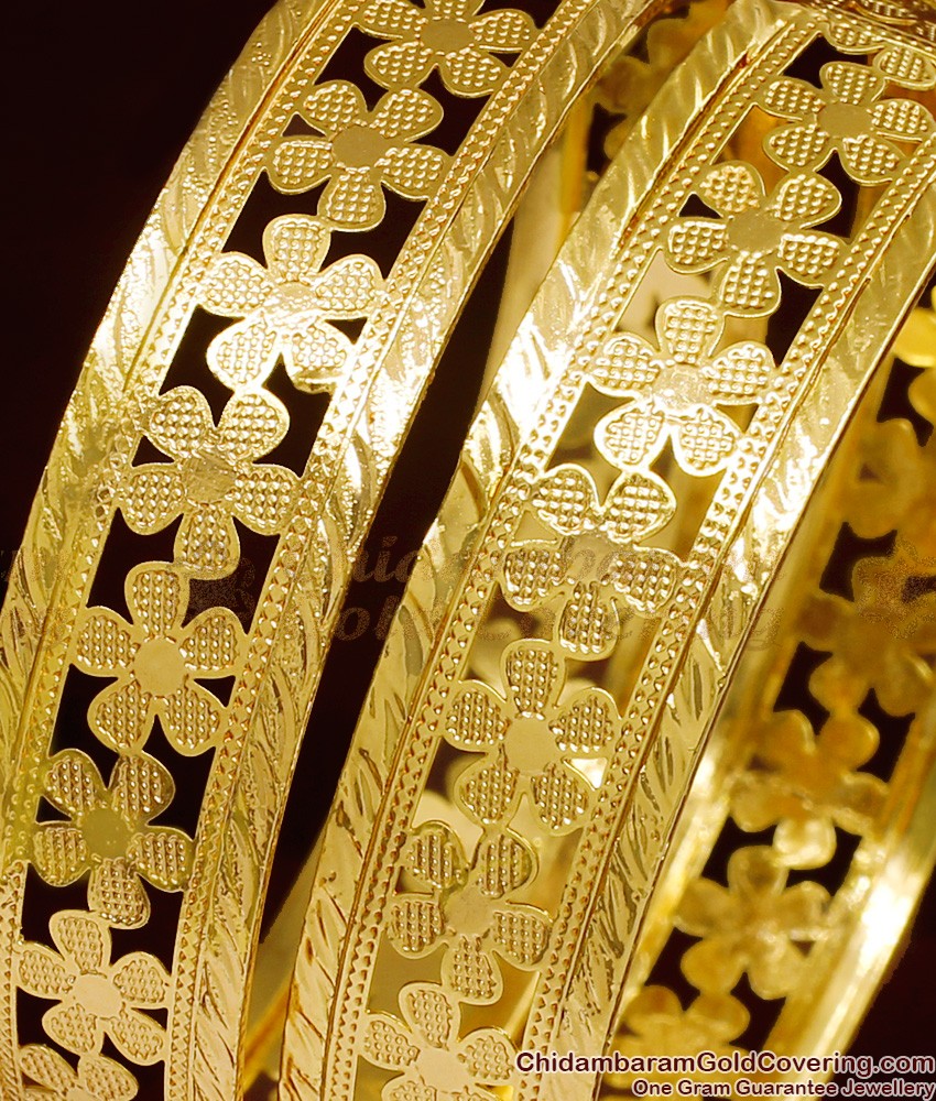 BR1009-2.6 Size Full Gold Flower Design Broad Bangles Set BR1009-2.6 Size Full Gold Flower Design Broad Bangles Set