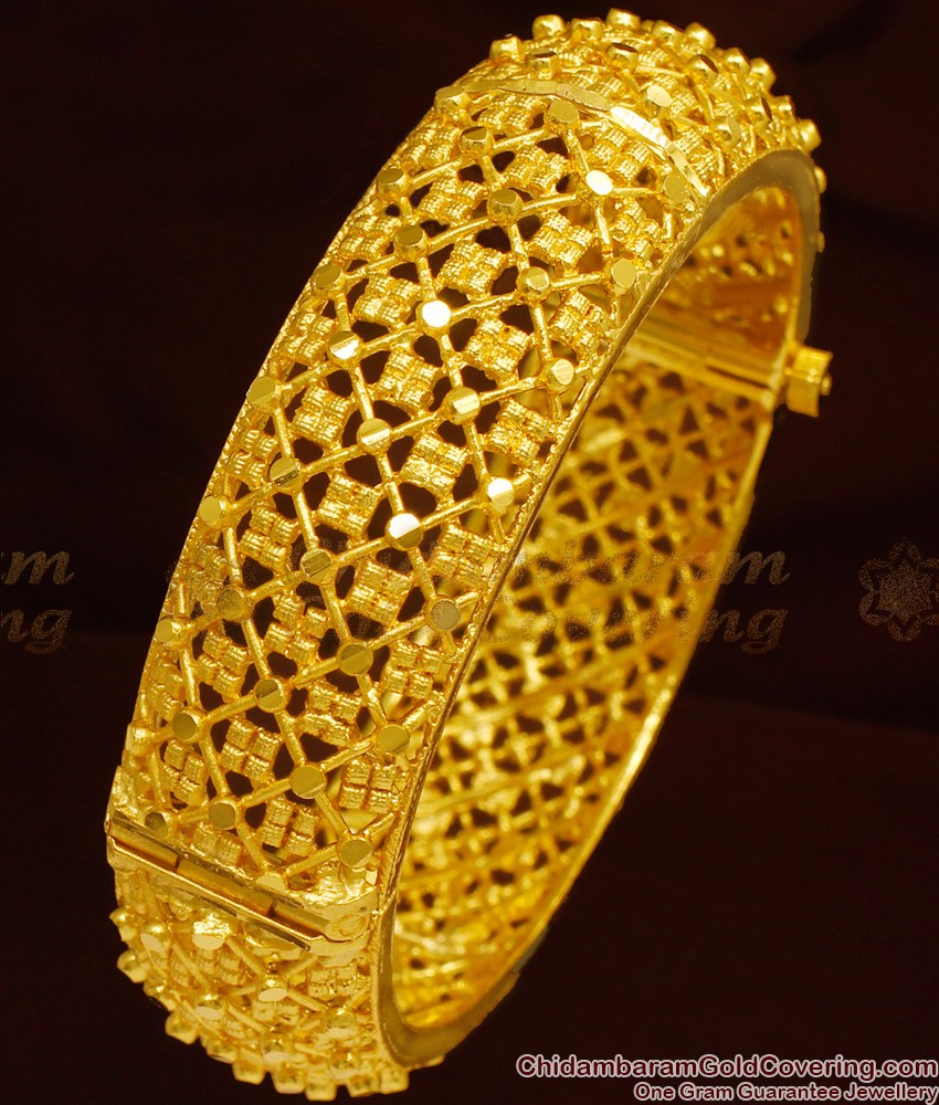 BR1026-2.10 Size Grand Gold Inspired Broad Kada Bangles Set Buy Online