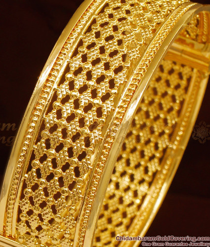 Size Gold Kada Bangle Net Pattern Screw Type