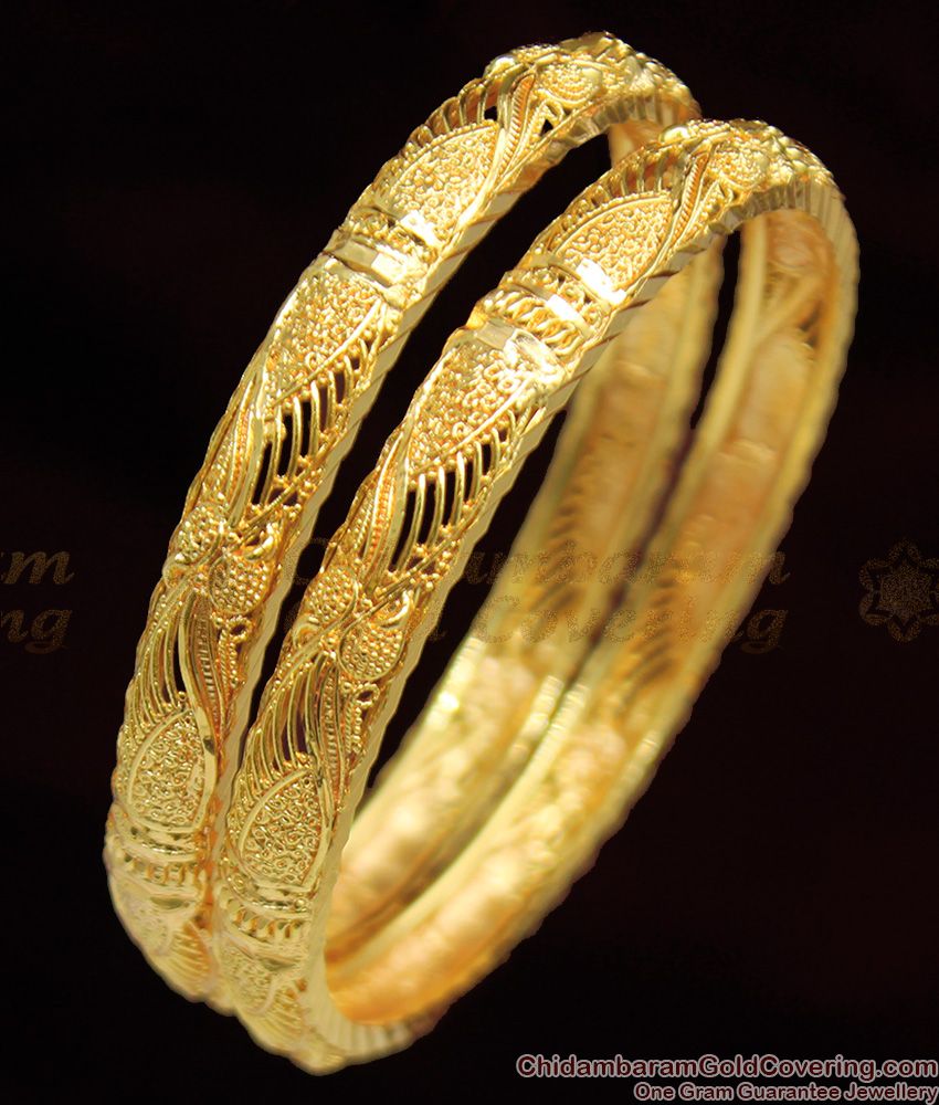 BR1045-2.8 Trendy Gold Plated Bangles Kerala Collections For Marriage Functions
