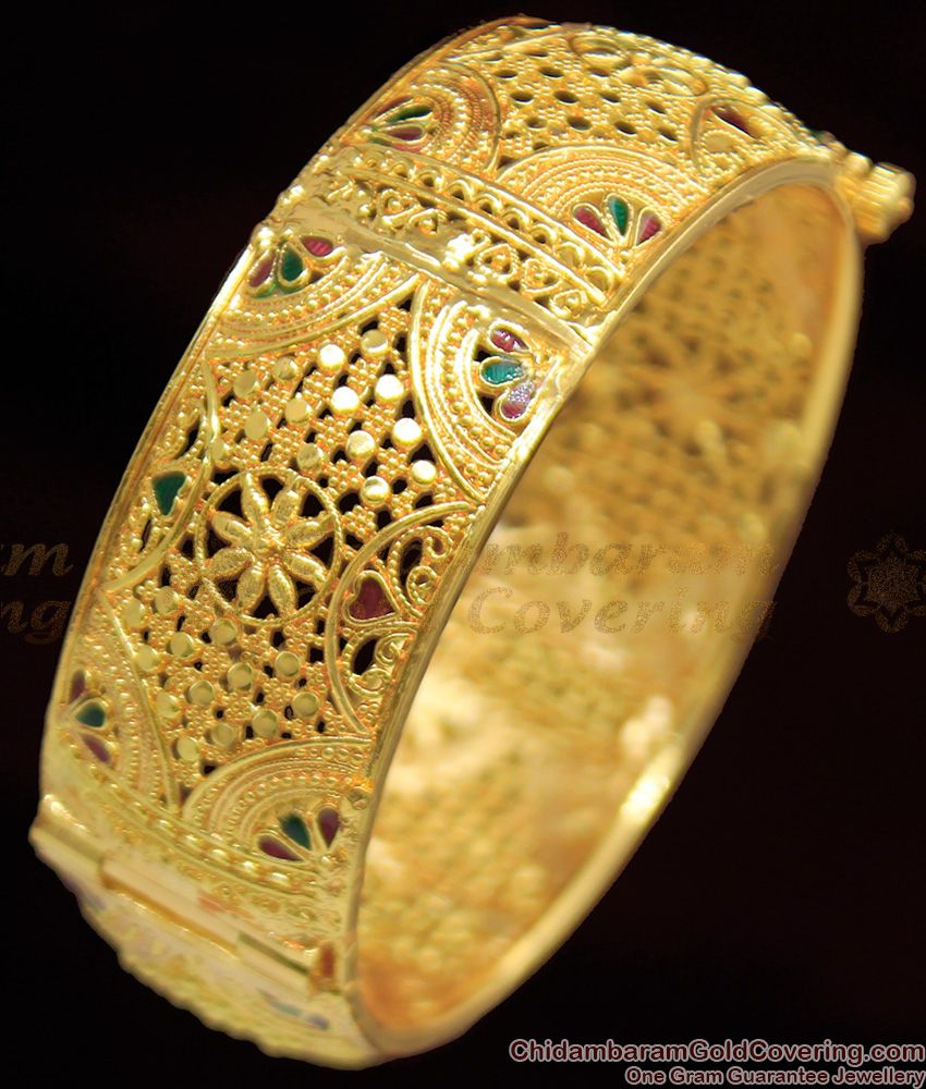 BR1054-2.4 Traditional Gold Flower Design Broad Kada Screw Type Bangle