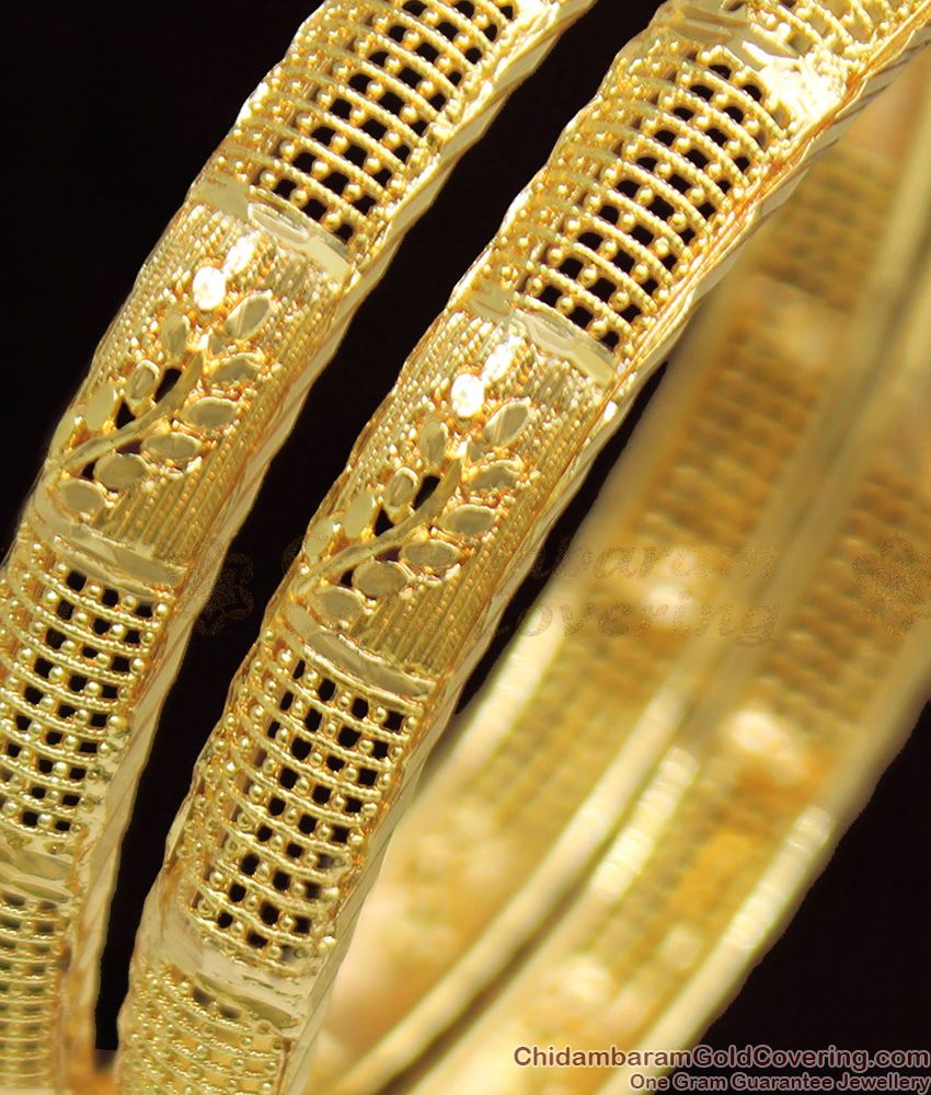 BR1087-2.10 Net Pattern Beautiful Leaf Design Gold Plated Bangle Daily Wear BR1087-2.10 Net Pattern Beautiful Leaf Design Gold Plated Bangle Daily Wear