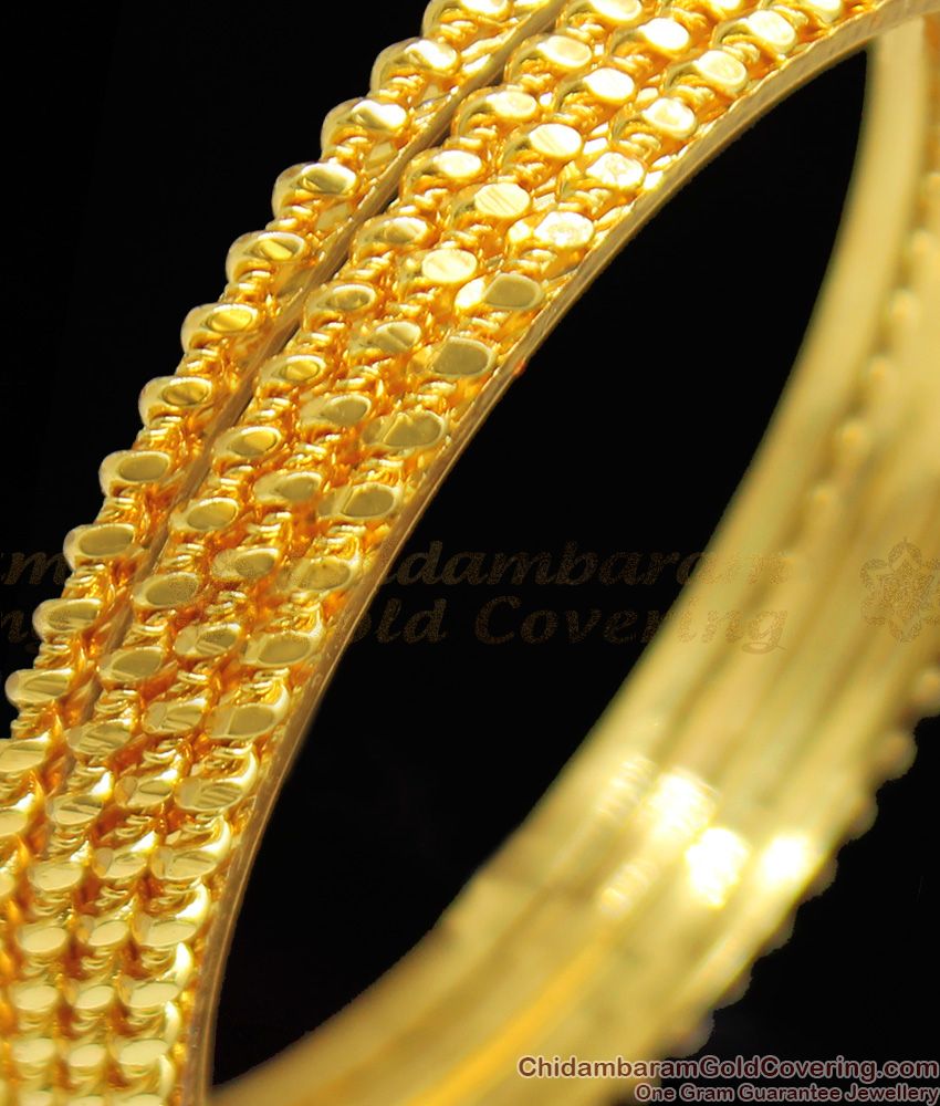 BR1095-2.4 Fancy Thin Neli Curvy Gold Bangles For Ladies Special Discount
