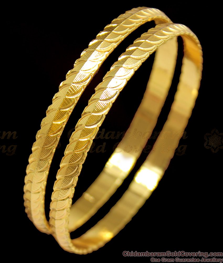 BR1135-2.6 Womens Favorite Plain Gold Plated Daily Wear Bangles Collection BR1135-2.6 Womens Favorite Plain Gold Plated Daily Wear Bangles Collection