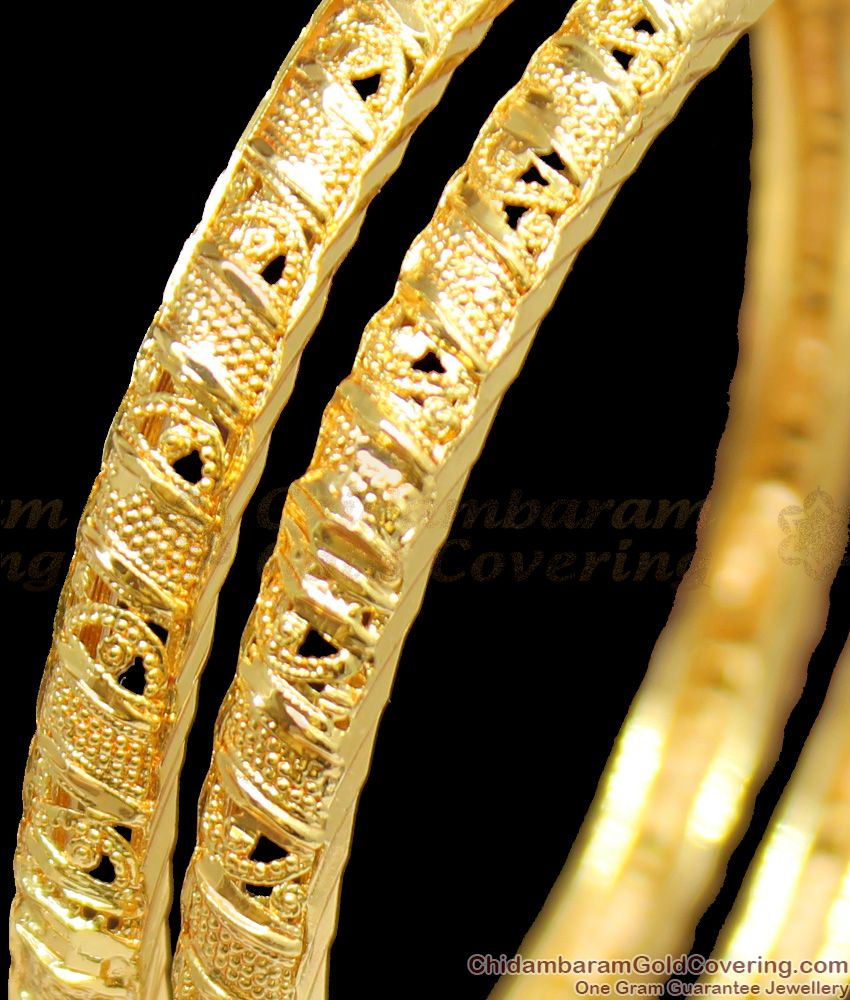 BR1137-2.8 Fancy Gold Plated Light Weight Set Bangles For Ladies Occasional Wear