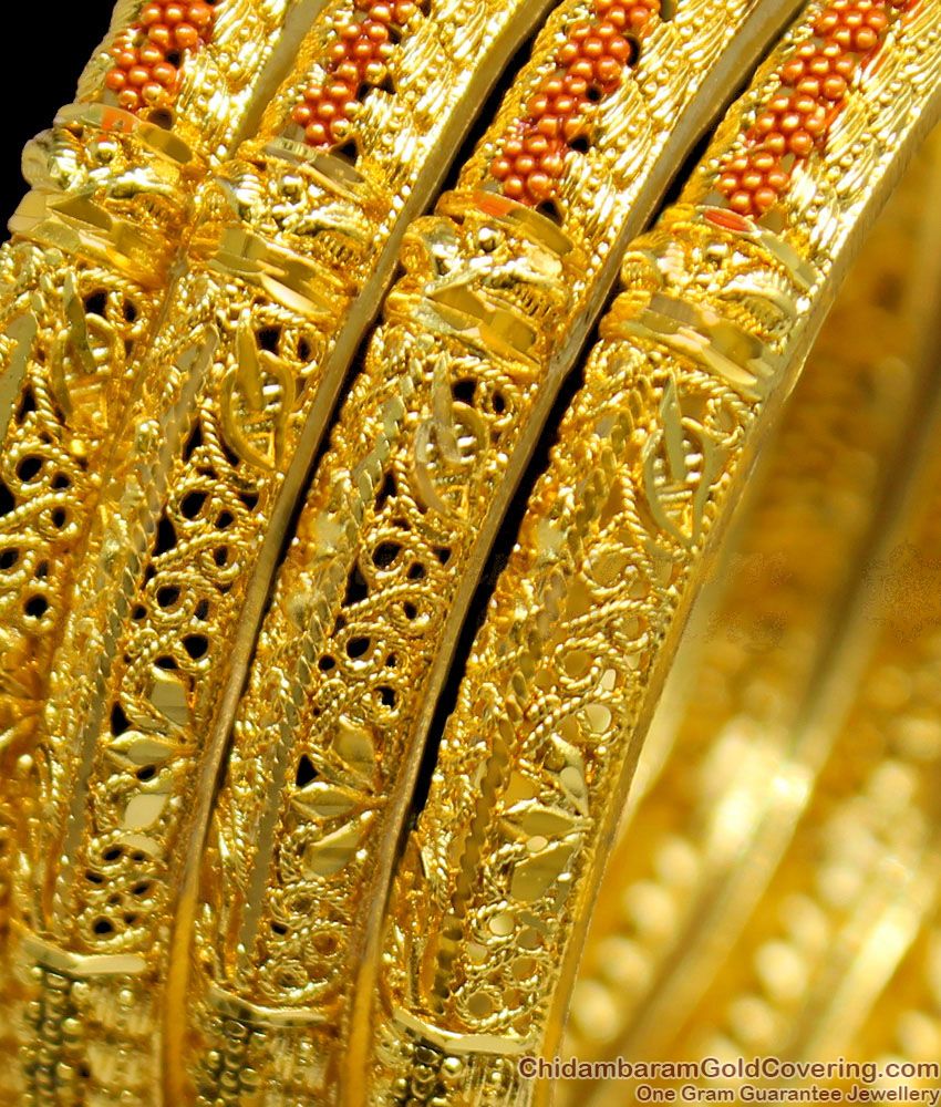 BR1156-2.4 Tremendous Gold Forming Enamel Model Bangles For Ladies 