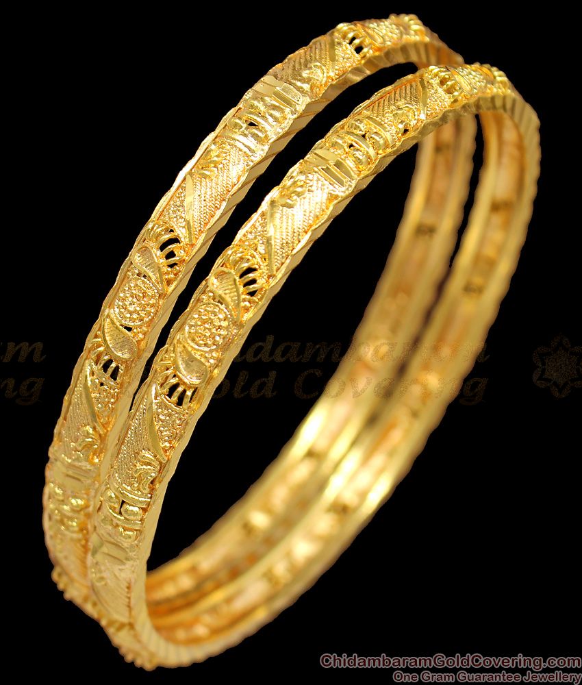 BR1227-2.8 Self Work Plain Gold Kerala Bangles Design For Special Persons