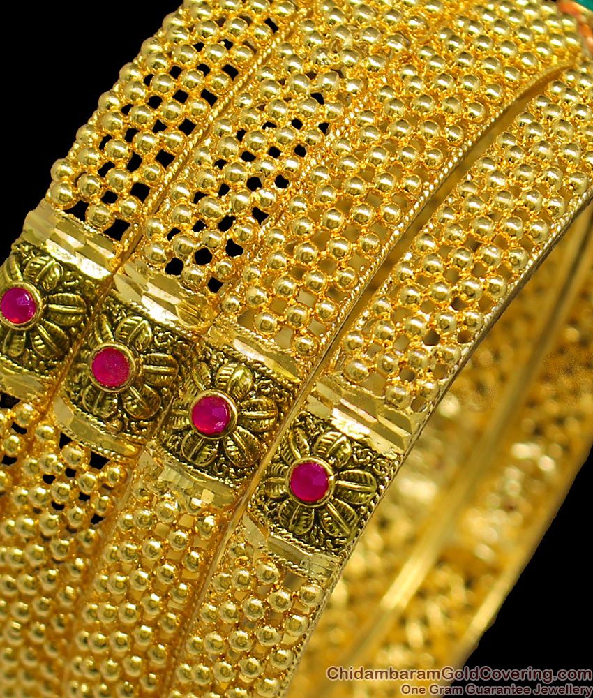 BR1252-2.8 Set Of Four Kundan Double Color Stone Flower Pattern Forming Bangles