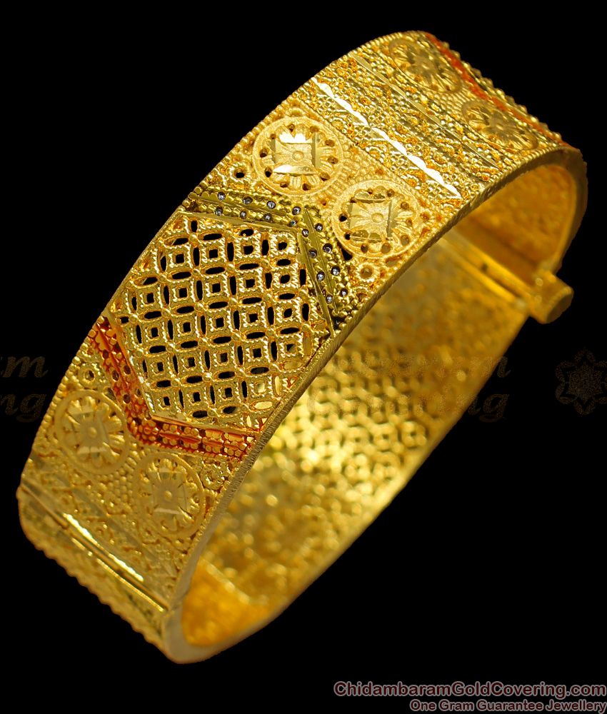 BR1300-2.6 Magnificent Hand work Screw Type Model Gold Forming Enamel Bangle