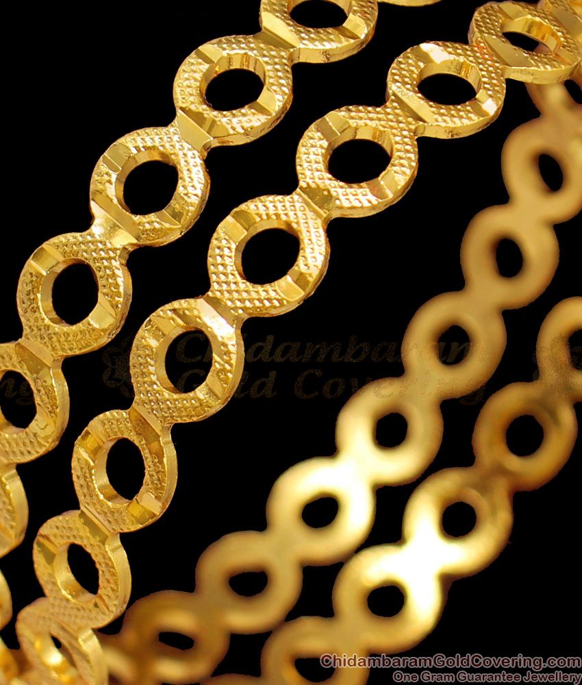 BR1336-2.10 Fancy Circle Pattern Gold Plated Bangles Collection Season Sale