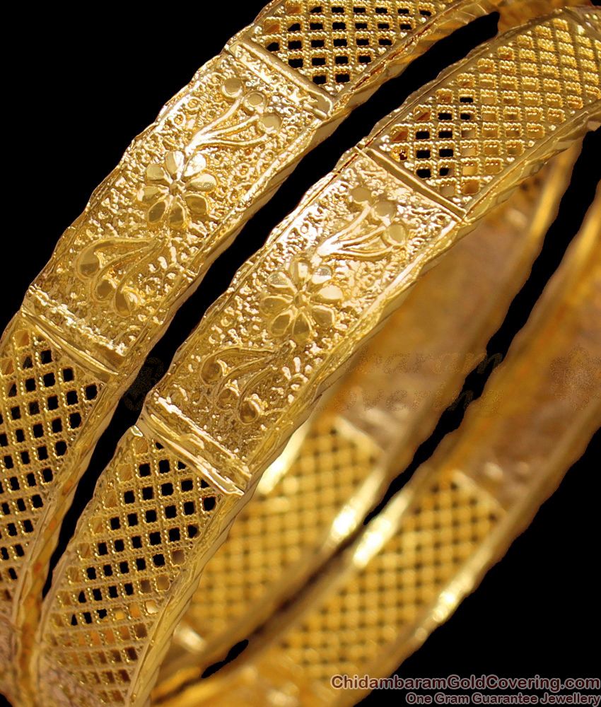 BR1339-2.6 Fantastic Thick Flower Pattern One Gram Gold Set Of Two Bangles