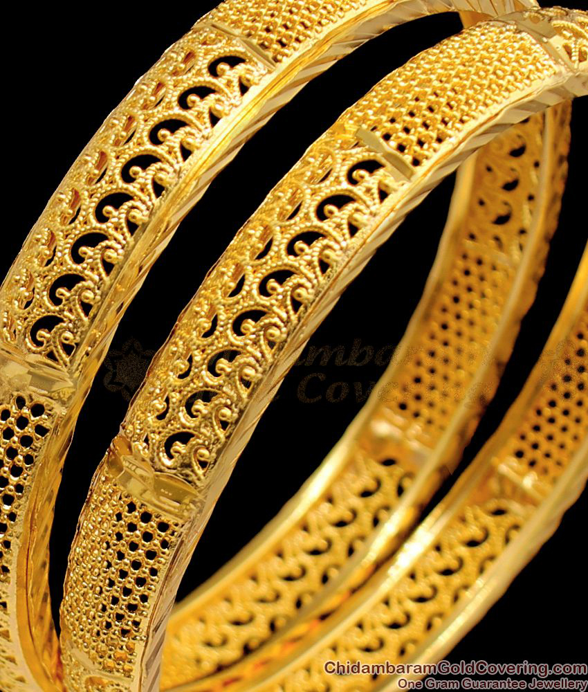 BR1387-2.6 Dancing Peacock Feather Design Set of Two Bangle Collections