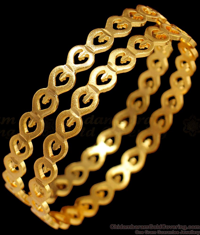 BR1410-2.8 New Arrival Heart Design Plain Gold Bangles For Ladies  