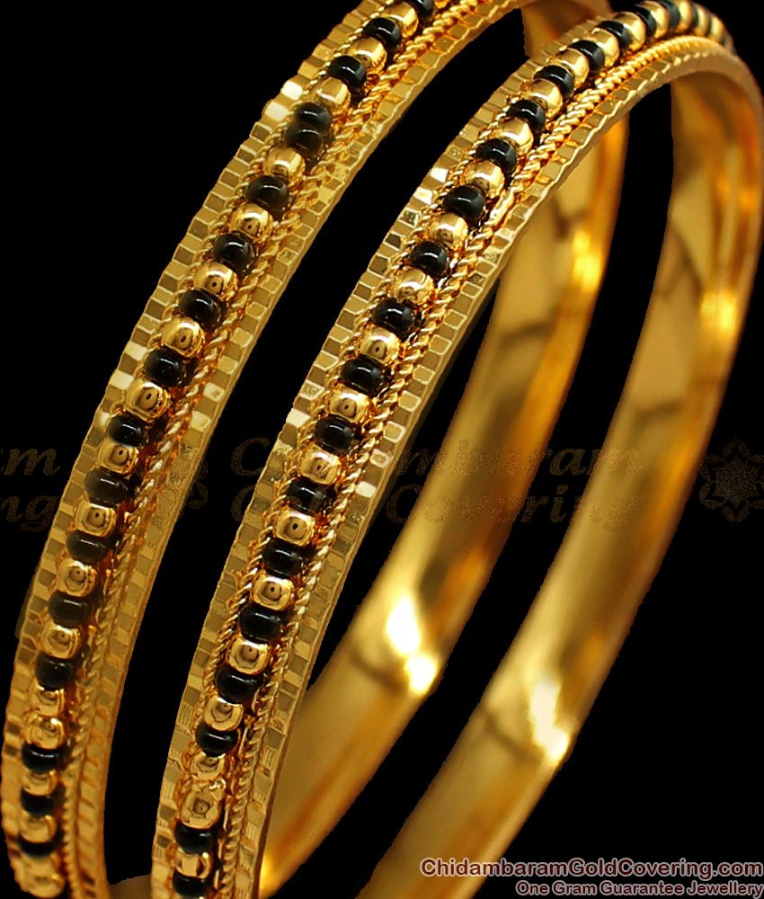 BR1604-2.8 Traditional Karugamani Black Balls Design Gold Bangles Daily Use