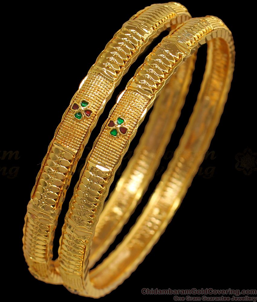 BR1838-2.4 Buy Bridal Wear Red Green Shades Gold Forming Bangles
