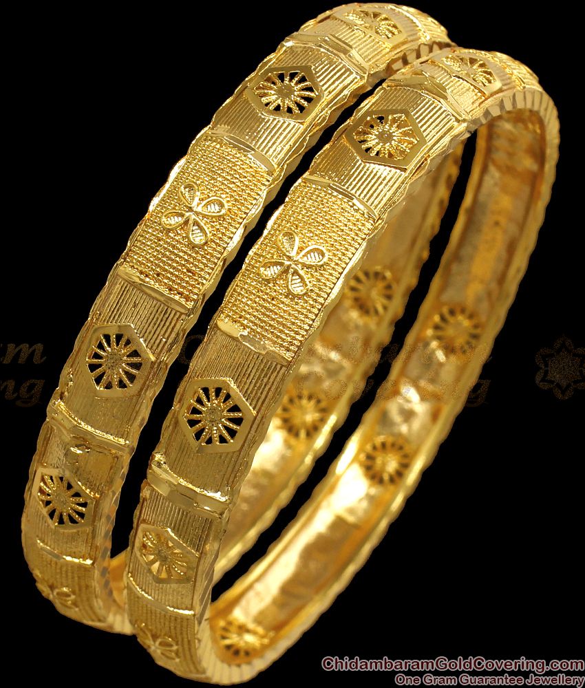 BR1895-2.10 Size Latest Broad Gold Plated Bangles Hollow Flower Design
