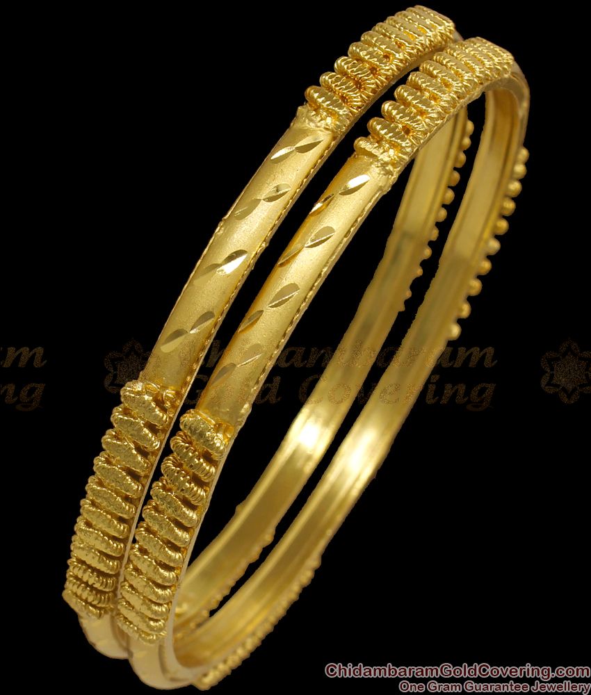 BR1903-2.8 Size Latest Calcutta Gold Forming Bangles Floral Design Bridal Wear