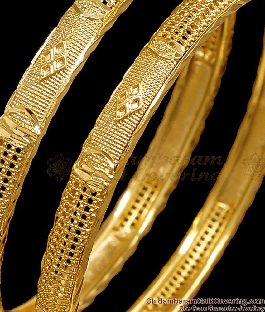 BR1936-2.10 Set Of Two Regular Wear MIcro Gold Polish Bangle Design Without Stone