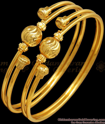 Gold bangles in shop 3 grams