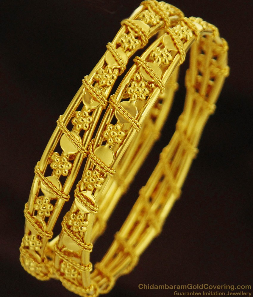 BR252-2.4 Size Trendy Gold Design Bangles Set for Girls Online BR252-2.4 Size Trendy Gold Design Bangles Set for Girls Online