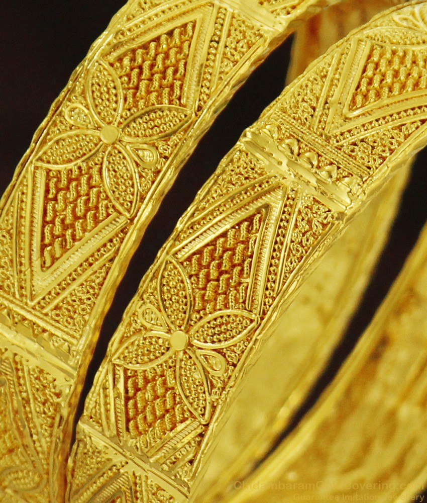 BR257-2.10 Size Set of 2 One Gram Gold Forming Bangle Set for Women BR257-2.10 Size Set of 2 One Gram Gold Forming Bangle Set for Women