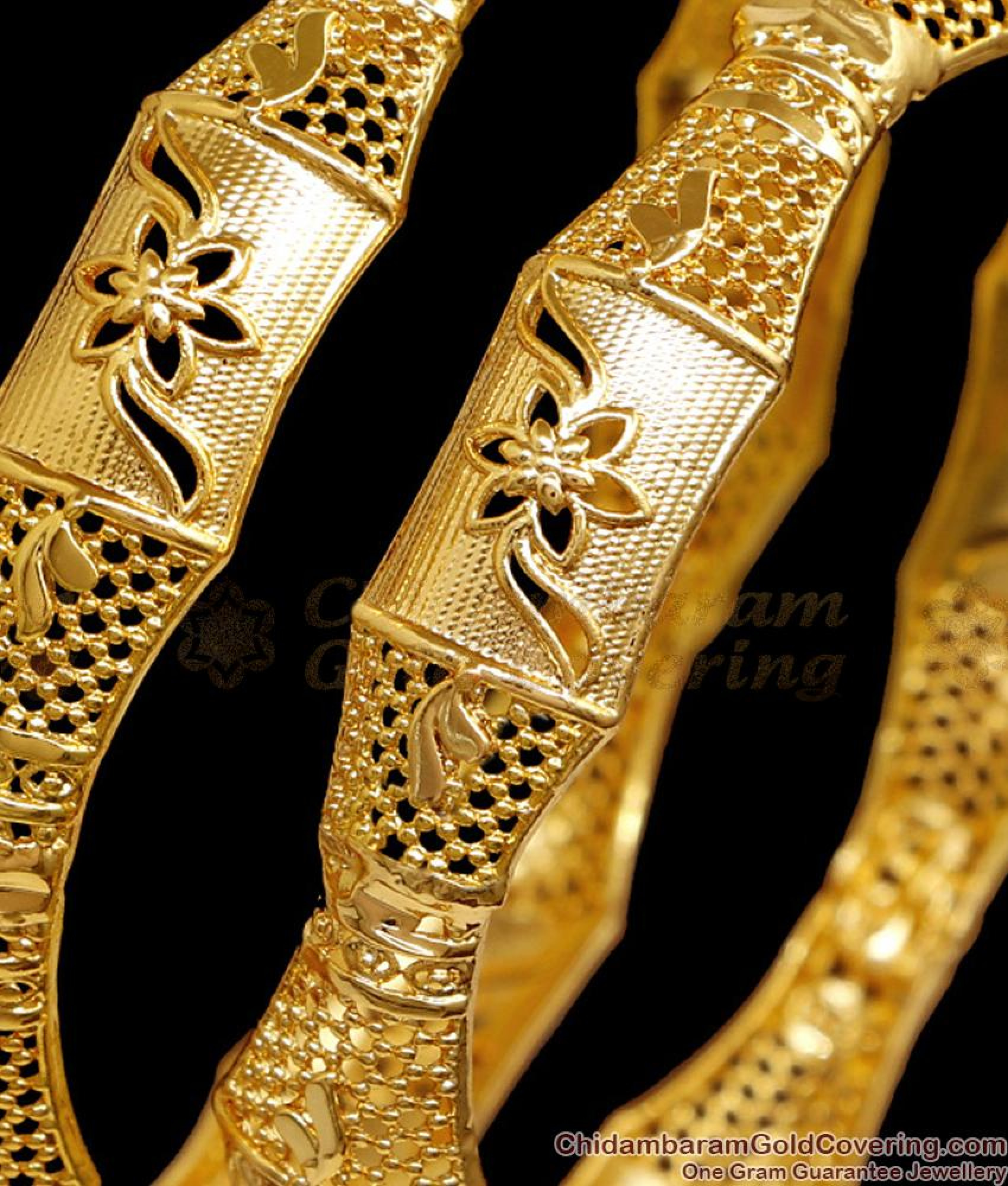 BR2610-2.4 Set Of Two Traditional Flower Design Gold Plated Bangle ...