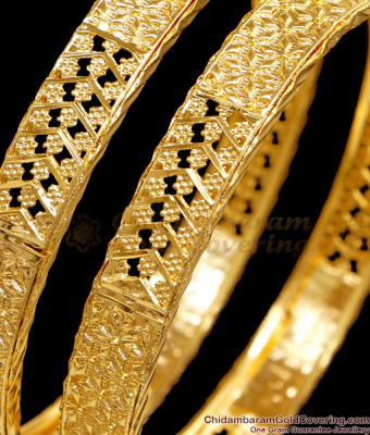 BR2644-2.6 Size Real Gold Tone Bangle Plain Design For Wedding