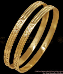 BR2899-2.8 Size Premium Impon Panchaloha Heart Emblem Bangle For Women BR2899-2.8 Size Premium Impon Panchaloha Heart Emblem Bangle For Women