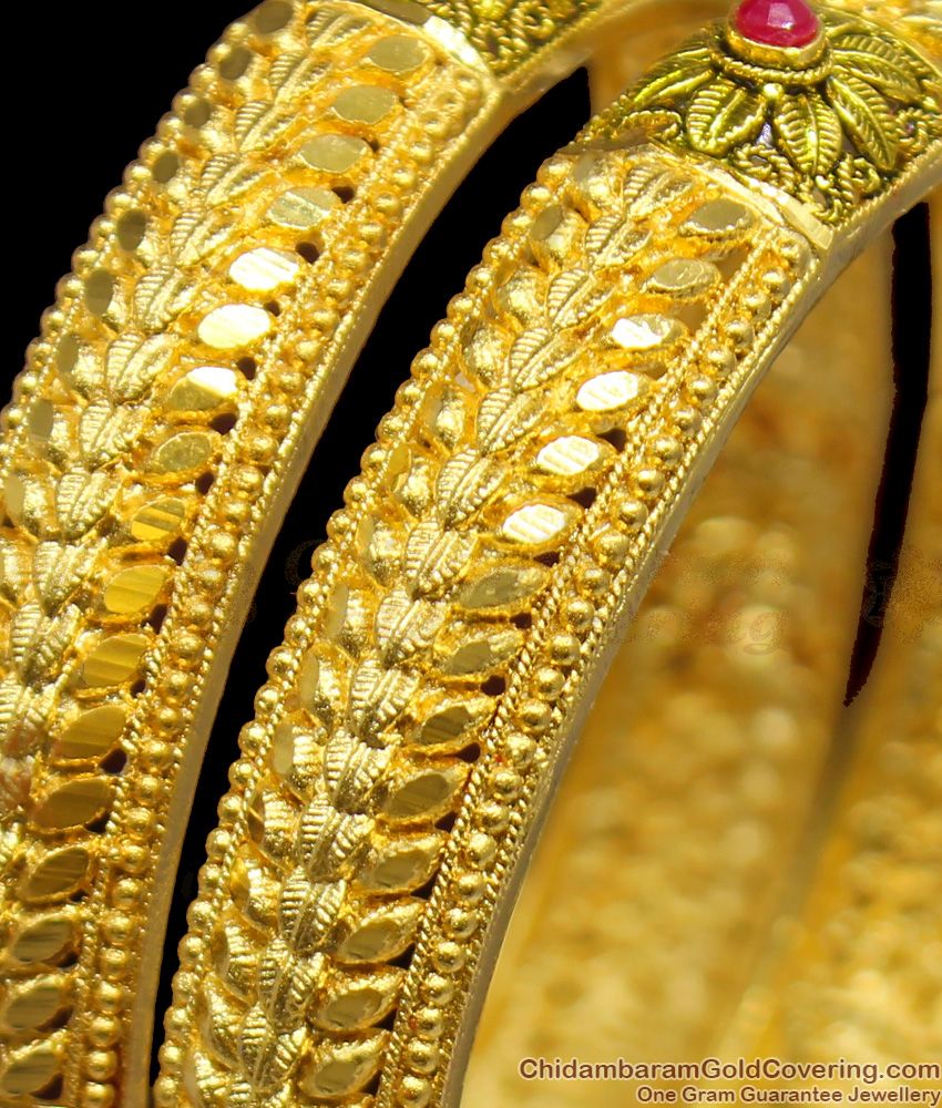 BR1130-2.4 Solid Flower Leaf Pattern Enamel Gold Forming Bangles Traditional Wear BR1130-2.4 Solid Flower Leaf Pattern Enamel Gold Forming Bangles Traditional Wear