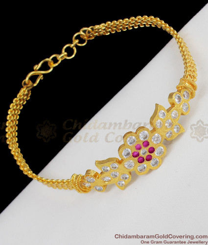 5700 Gold Bracelet For Hand Stock Photos Pictures  RoyaltyFree Images   iStock
