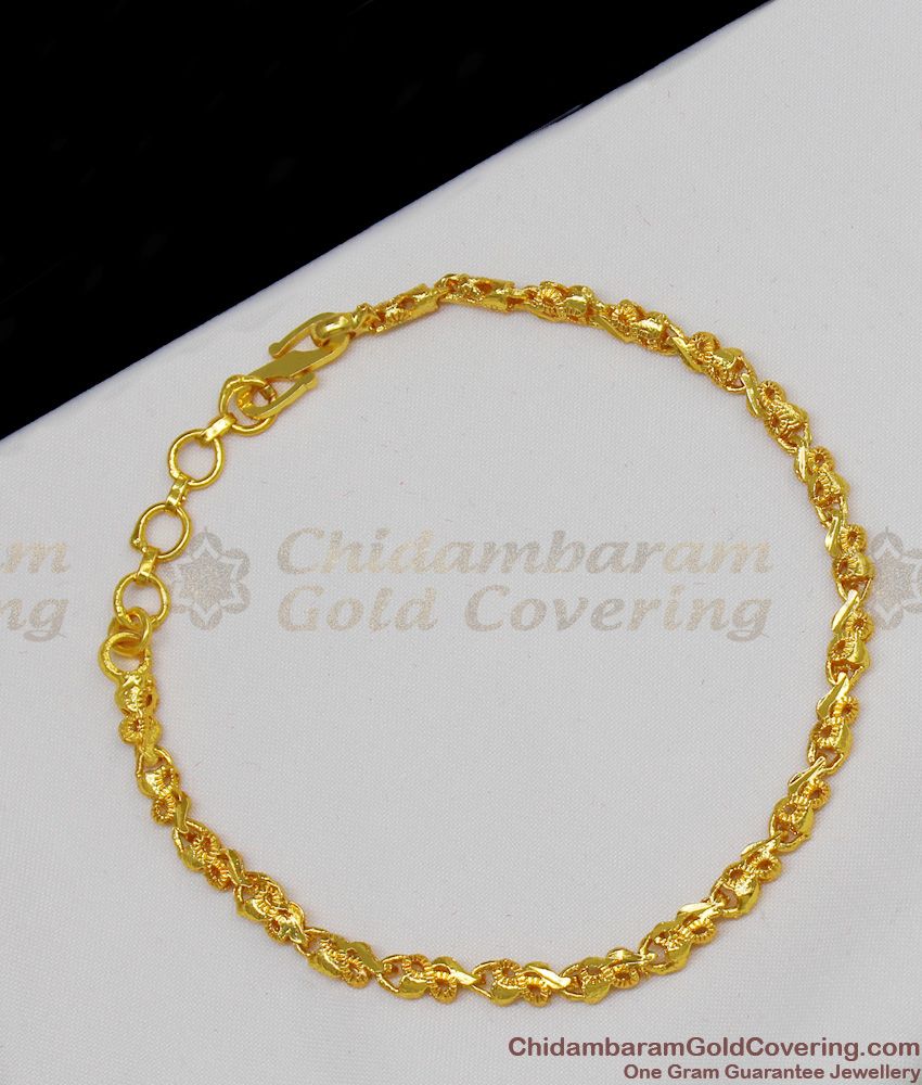 Sparkling Close Knitted Light Weight Latest Gold Tone Bracelet Model For Ladies BRAC092