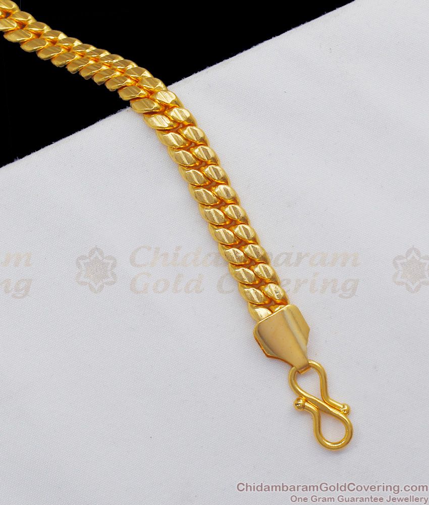 Tight Knitted Design Gold Men Bracelet Party Wear BRAC320