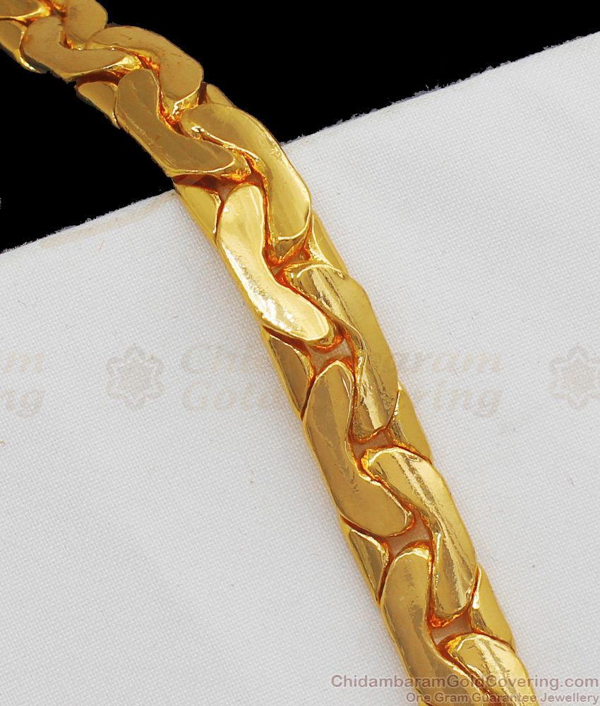 Fast Selling Mens Gold Bracelet For Daily Wear BRAC341