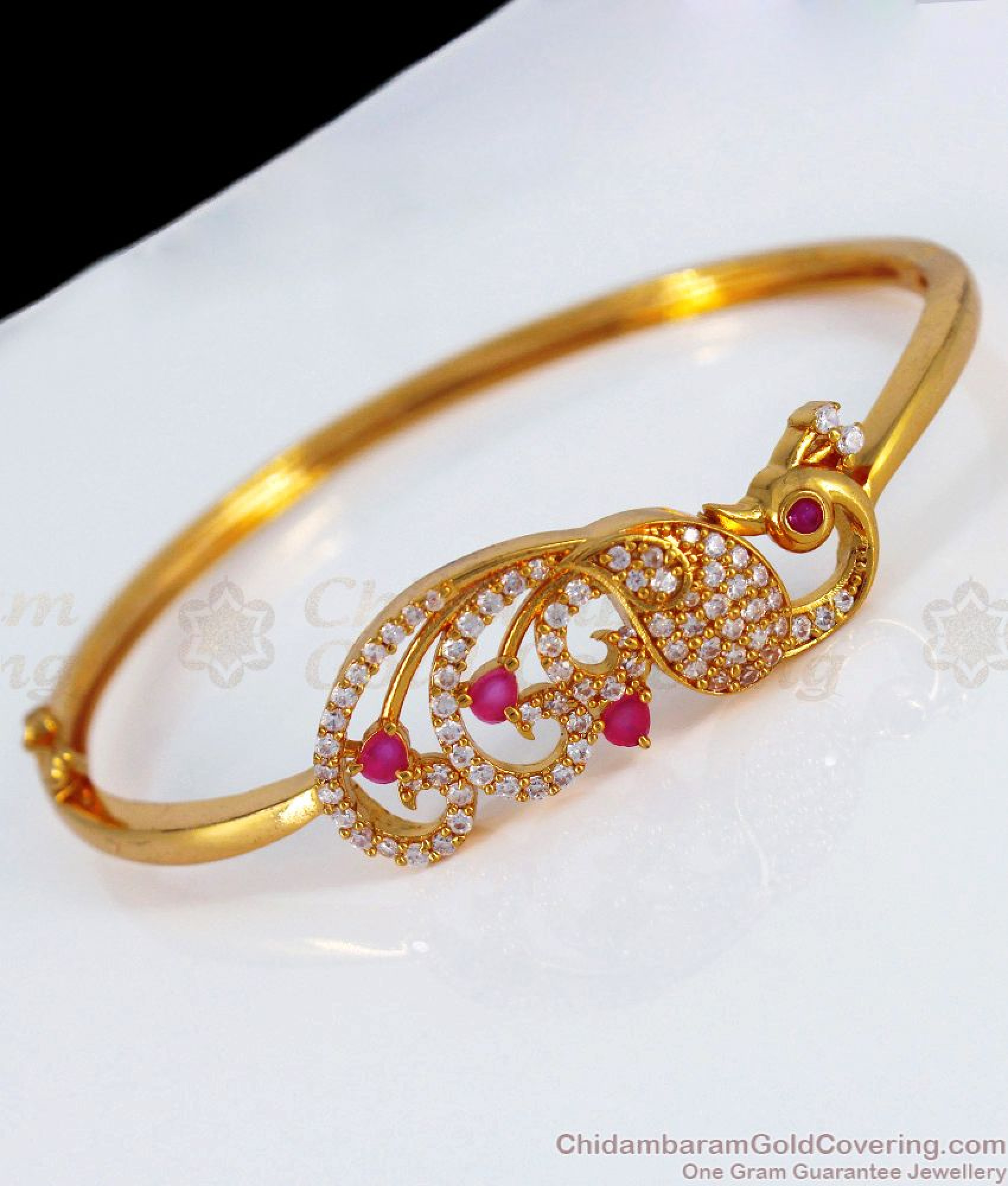 Gold Party Bracelet main image 1