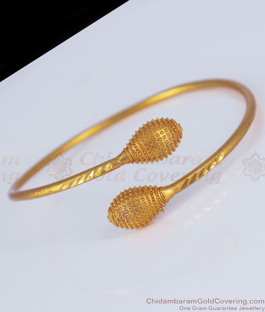 Womens Fashion Collection Gold Bracelet BRAC474