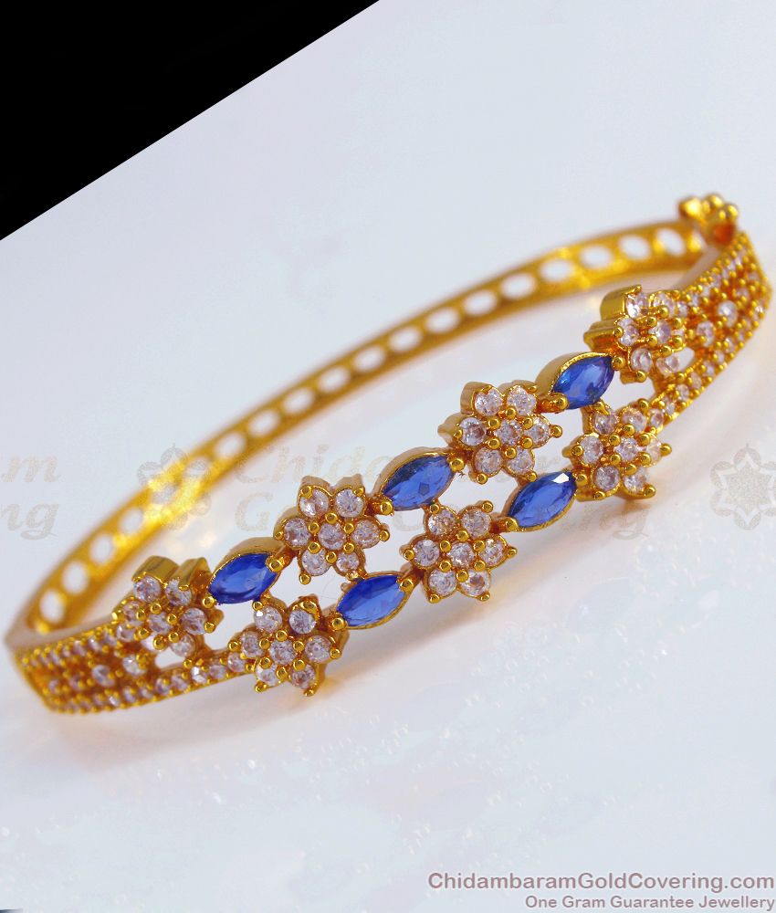 Gold Plated Bracelet Flower Design White Sapphire Stones BRAC580