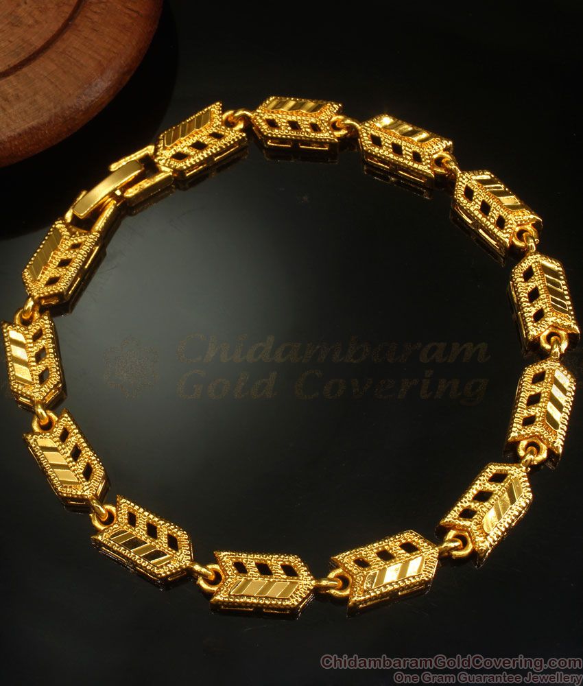 Luxurious Gold Plated Bracelet Perfect Gift For Any Men BRAC607