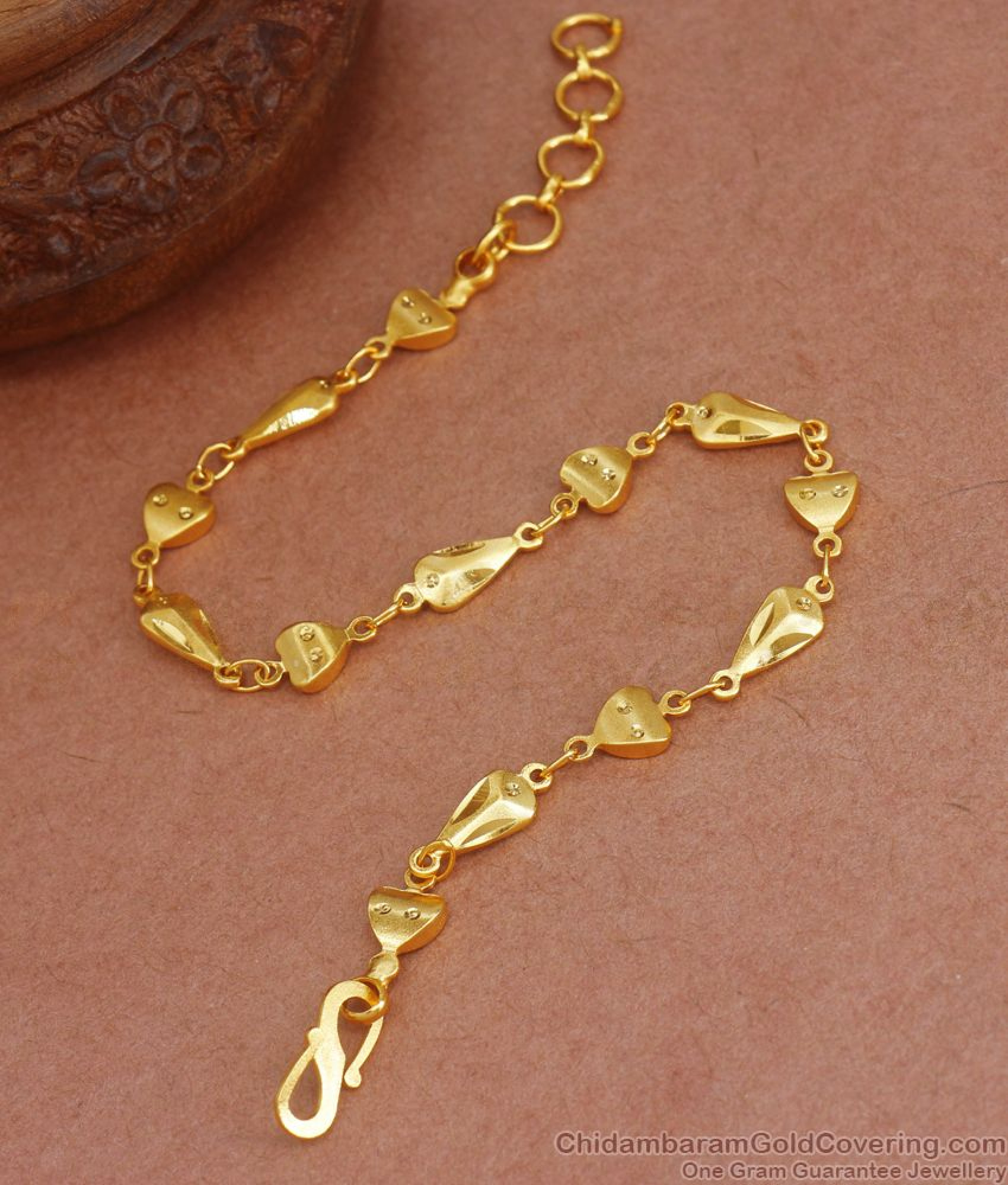 Light Weight 2 Gram Gold Bracelet Heart Design Shop Online BRAC690 Light Weight 2 Gram Gold Bracelet Heart Design Shop Online BRAC690