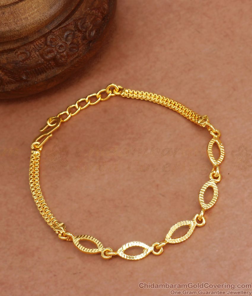 Oval Shaped Gold Plated Bracelet Light Weight Collections BRAC728