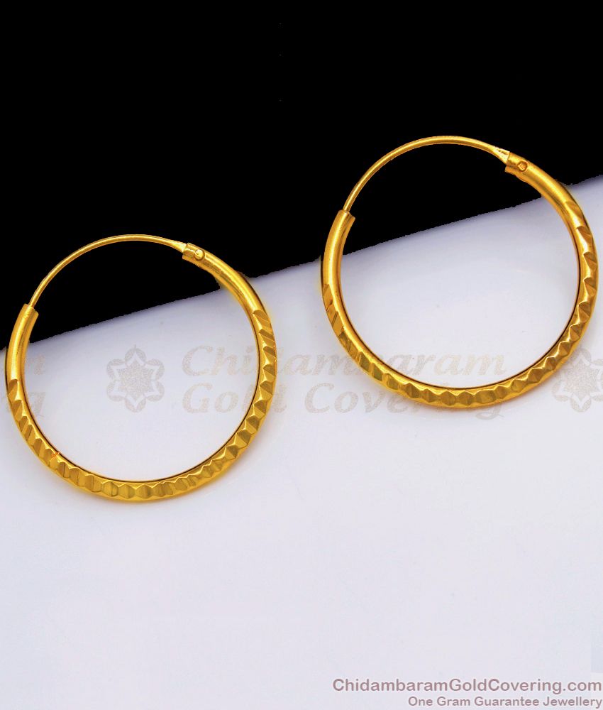 Round Stud Earrings, 18k gold