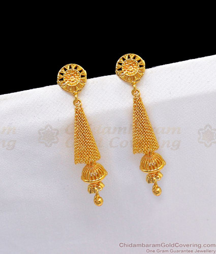 Hanging type deals gold earrings