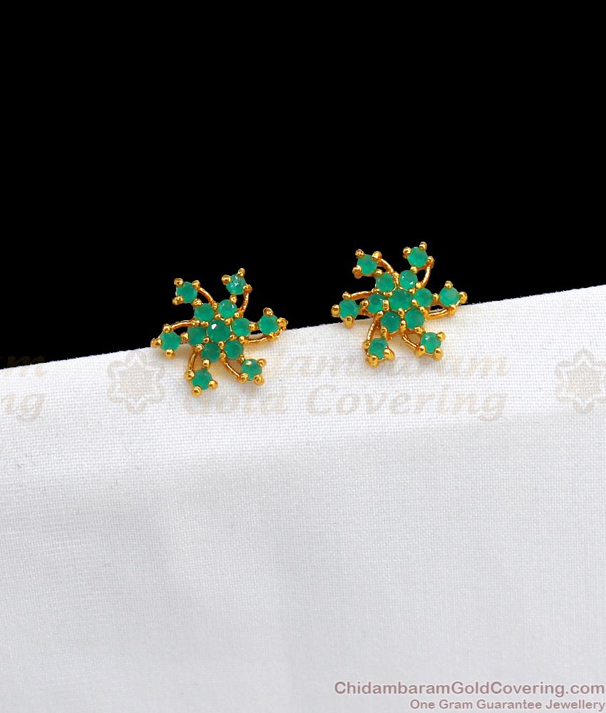 Unique Emerald Flower Design Gold Stud For Party Wear Collection ER2574