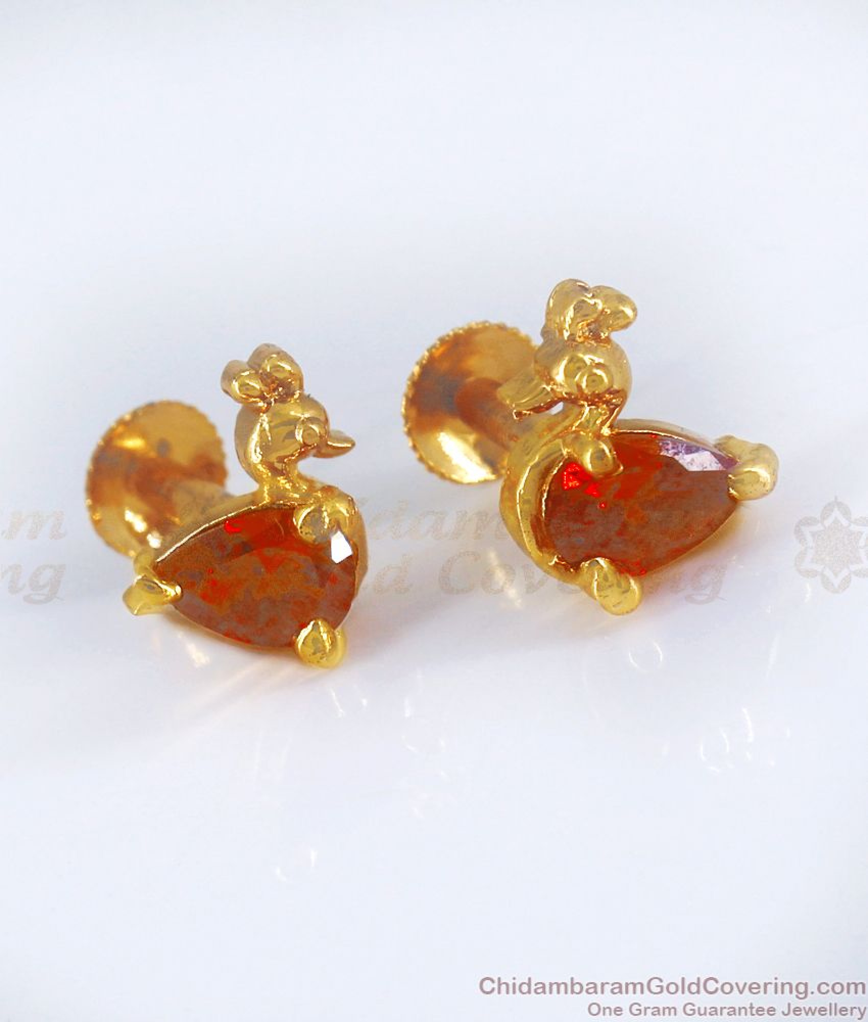 8mm Iridescent Solitaire Stud Earrings in 14K Gold