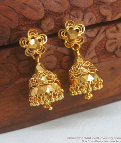 Handmade designer glass earring