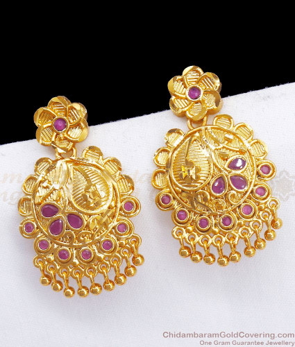 Buy Round Earrings Online At Best Price | CaratLane